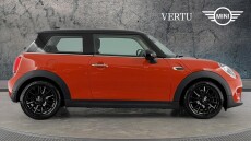 MINI Hatchback 1.5 Cooper Classic II 3dr [Comfort Pack] Petrol Hatchback